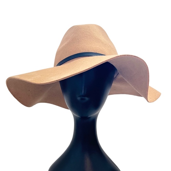 BCBGMaxAzria Tan Floppy Wool Wide Brim Hat - Picture 1 of 9